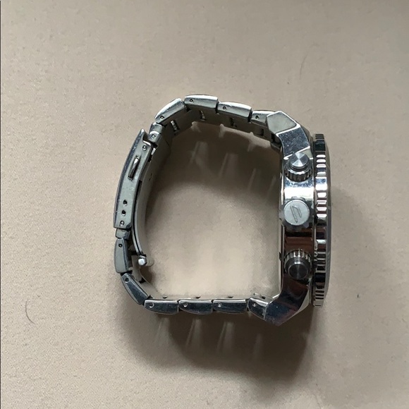 Only The Brave Diesel Watch - Picture 3 of 6